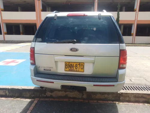 Ford Explorer 4.6 Centennial