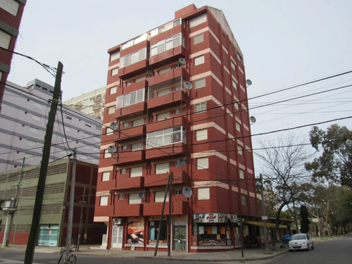 Dueño Vende Departamento 2 Ambientes A 150 Metros Del Mar
