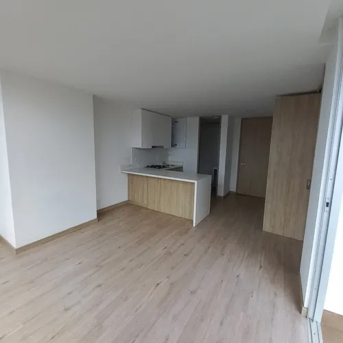 Arriendo Aptaestudio Ed Venetto Cel. 3134419337