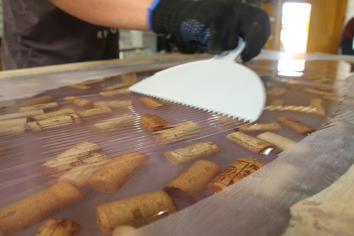 Resina Epoxi Cristal Rígida P/ Madeira E Laminados Kit 1,5kg