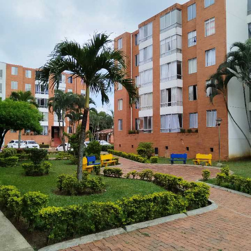 Vendo Apartamento-sur-caney-3 Piso Con Parqueadero Cubierto Y Piscina