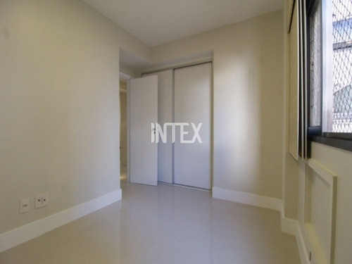 Imagem 28 de 30 de Apartamento À Venda Com 3 Quartos (1suíte) E 2 Vagas De Garagem Em Botafogo - Ap01730 - 70282371