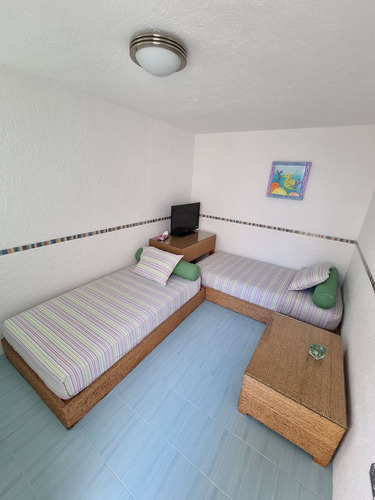 Hermosa Casa En Venta En Colinas De Santa Fe, Morelos