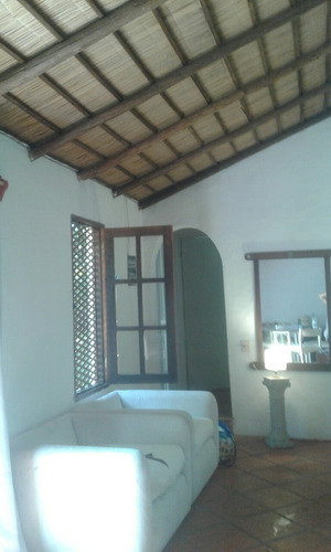 Casa En La Barra. Cerca Del Mar Y Colegio.