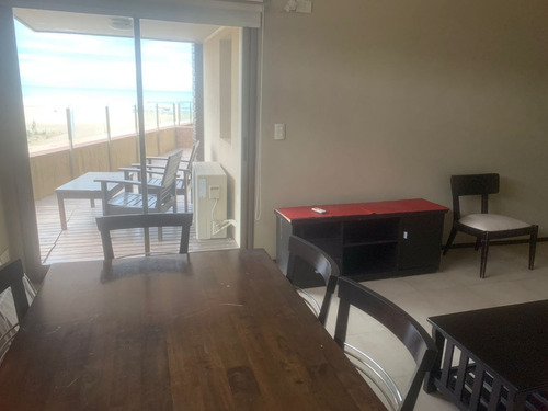 Imagen 8 de 24 de Departamento De 3 Dormitorios En Complejo Sobre La Playa, Con Vista A La Playa, Pileta Y Servicios De Playa En Temporada