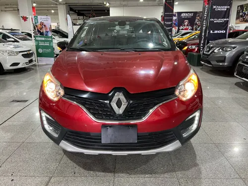 Renault Captur 2.0 Iconic At