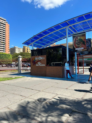 Fondo De Comercio En Venta Tienda De Ropa En Cc Los Próceres Libertador Caracas