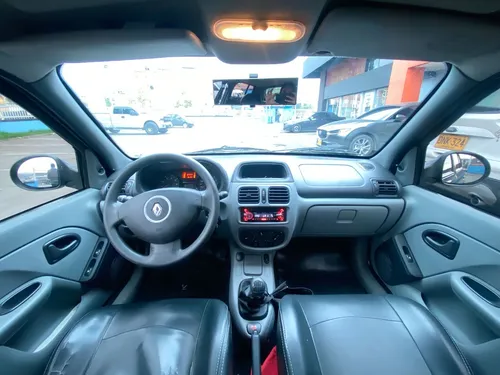 Renault CLIO STYLE 1.2 Night & Day