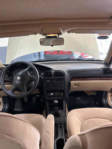 Imagen 18 de 25 de Peugeot 406 1999 2.0 Sv