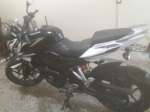 Bajaj Ns 200