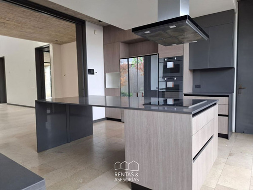 Venta Casa En Condominio - Av. La Dehesa
