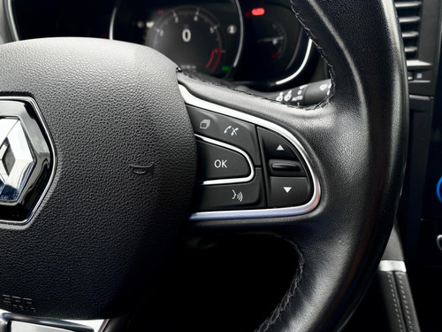 Renault Koleos 2.5 Iconic Cvt