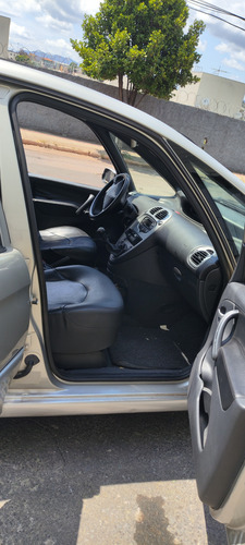 Citroën Xsara Picasso 1.6 Exclusive Flex 5p