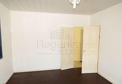 Casa A Venda Com 2 Quartos Bairro Centro Em Florianopolis. - V-81253