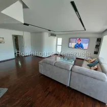 Comprar Rf Apartamento En Venta En Los Dos Caminos Remodelado Edificio Con Vigilancia Privada, Dos Puestos De Estacionamiento Precio Negociable Muy Buena Oportunidad Agenda Tu Cita 