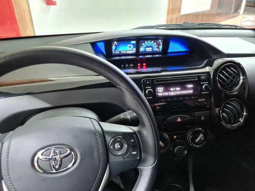 Imagem 15 de 15 de Toyota Etios Sedan Xplus