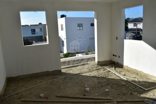Imagen 17 de 20 de Casa Ubicada En Residencial Cerrado, Av. 27 De Febrero (jpc-219)