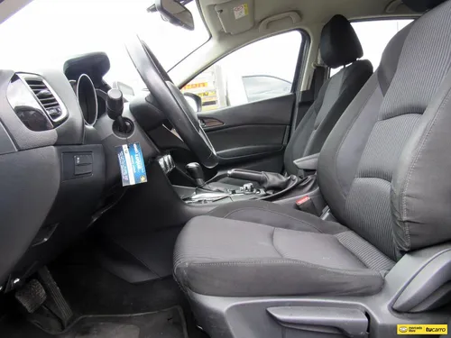 Mazda 3 2.0 Touring