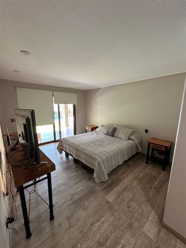 Casa Completamente Remodelada, Inmejorable Ubicación
