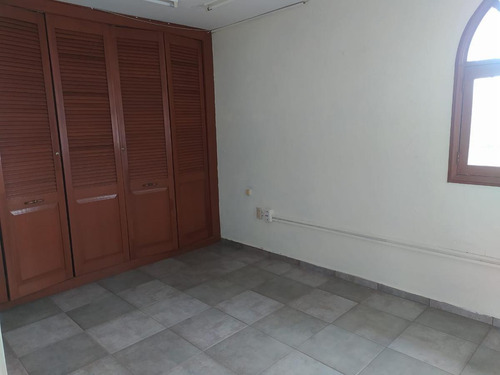 Imagen 4 de 7 de Oficina En Renta En Bolivar