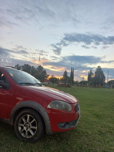 Imagen 11 de 13 de Fiat Palio Weekend Treking 1.4