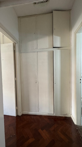Venta De Amplio 2 Amb En Almagro