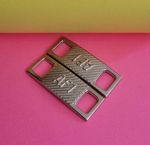Plaquinha Metal Cadarço Tenis Air Force 1 Af1 Kit Pins Prata Prateado
