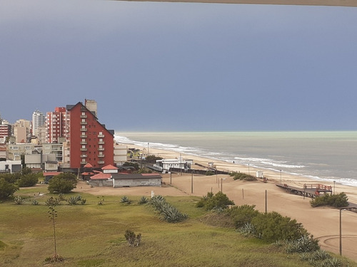 Departamento En Villa Gesell - 2 Ambientes Con Cochera, Edificio Vistamar Xii