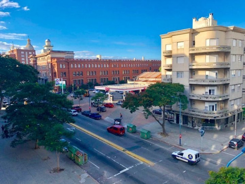 Imagen 4 de 14 de Venta Con Renta De Apartamento 2 Dormitorios En La Aguada