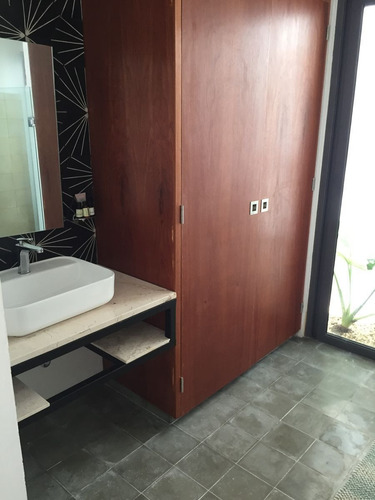 Imagen 15 de 30 de Casa Restaurada Con Alberca En Venta Amueblada Centro De Mer