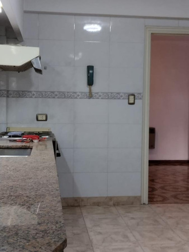 Imagen 7 de 9 de Departamento 3 Ambientes Al Frente