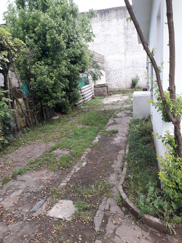Venta Casa Paso Del Rey Centro A Metros Plaza Bujan