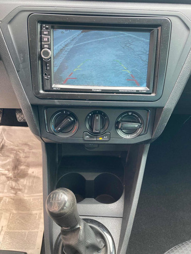 Imagem 11 de 11 de Volkswagen Voyage 2018 1.6 Msi Trendline Total Flex 4p