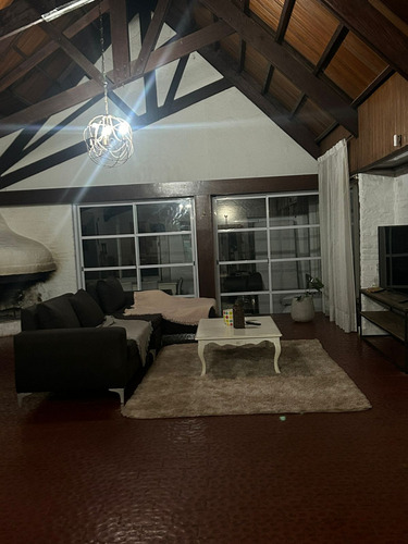 Retasada Casa Chalet Tipo Quinta. Barrio El Tato