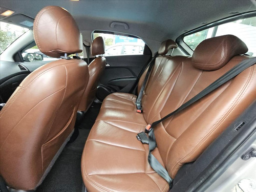 Hyundai HB20X 1.6 16V STYLE FLEX 4P AUTOMÁTICO