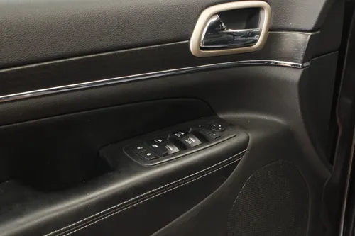 Jeep Grand Cherokee 3.6 V6 Limited Lujo 4x2 At