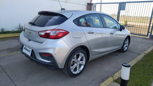 Imagen 7 de 11 de Chevrolet Cruze Lt