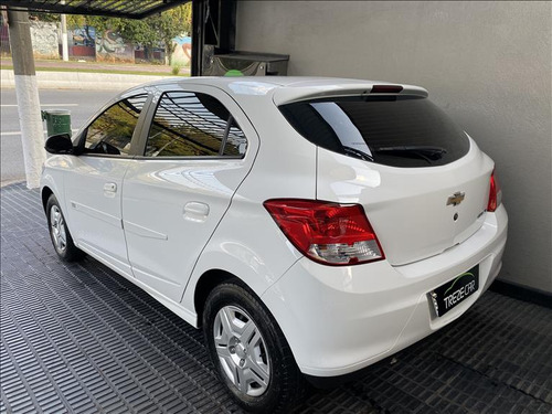 Chevrolet Onix 1.0 Mpfi ls Flex Manual-completo