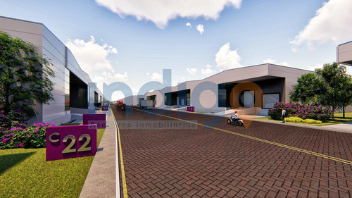 Terreno Industrial De 18.5 Has En Venta, Ideal Para Desarrollo De Bodegas. Querétaro.