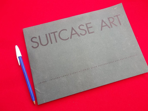 Suitcase Art Catálogo Arte Papermakers And Paper Artists