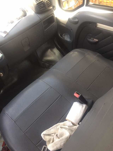 Imagem 10 de 11 de Peugeot Box