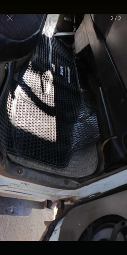 Imagen 4 de 4 de Piso De Goma Camion Chevrolet Nkr/npr/nqr