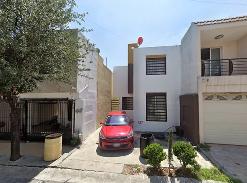 Venta De Casa En Calle Niza, General Escobedo Nl. Sh05