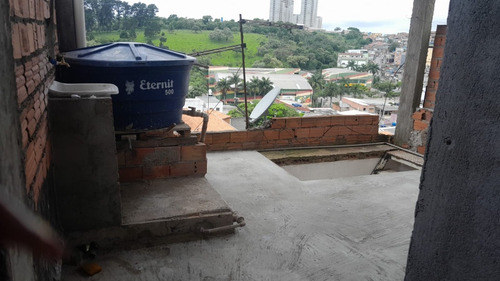 Casa De 02 Cômodos - Embu Das Artes/sp