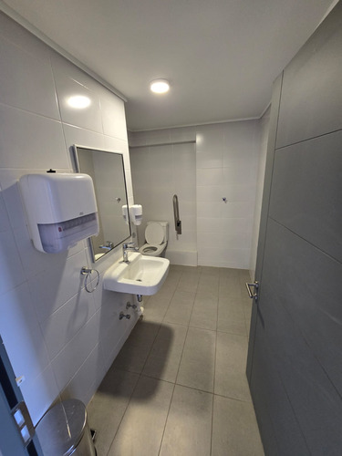 Arriendo Comodo Departamento Excelente Ubicacion