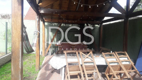 Casa 5 Ambientes En Venta En Banfield