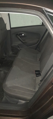 Volkswagen Vento 1.6 Highline Mt
