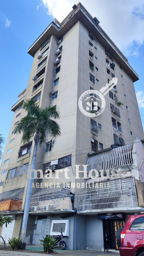 Smarthouse Vende Apartamento En La Av 19 De Abril Vfev10m