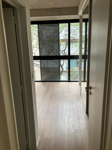 Venta Impecable 3 Ambientes Olivos. Consultar Para Visita.