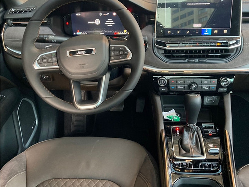 Jeep Commander 2.2 TURBO DIESEL OVERLAND AT9